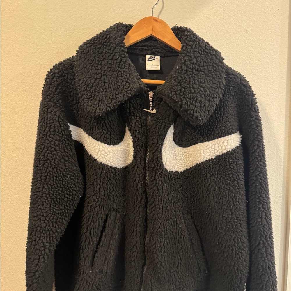 Nike swoosh Black and White sherpa Jacket
